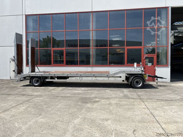 Low loader trailer Möslein T 2 Schwebheim  Neuer 2 Achs Tieflader- Anhänger, Verbreiterung