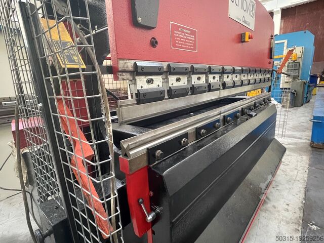 Hydraulic Schiavi bending machine 2500X50 schiavi