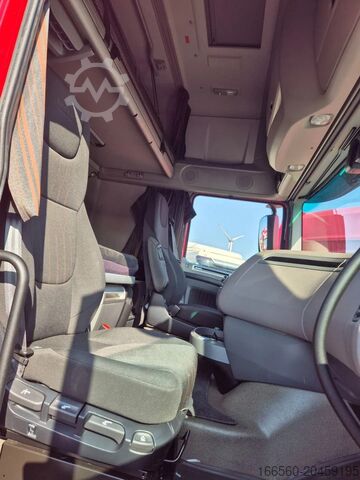 Gefährliche Stoffe DAF XF 450 FT SUPER SPACE CAB ADR