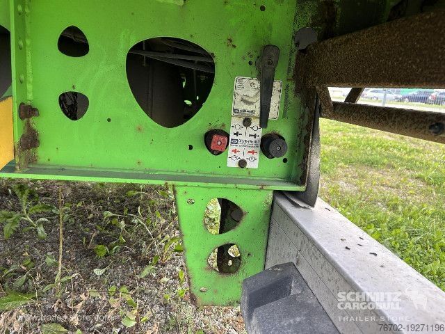 Open semitrailer with tarp Berger Curtainsider Coil