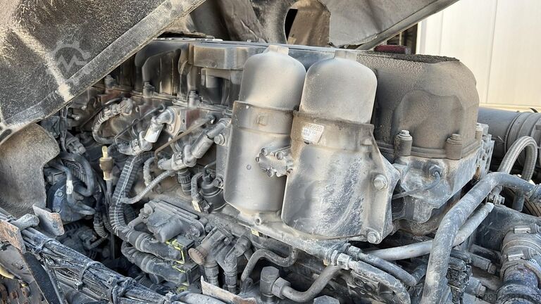 Standard-SZM DAF XF 105.460 (SUPER SPACE CAB / BONNE ETAT / GOOD...