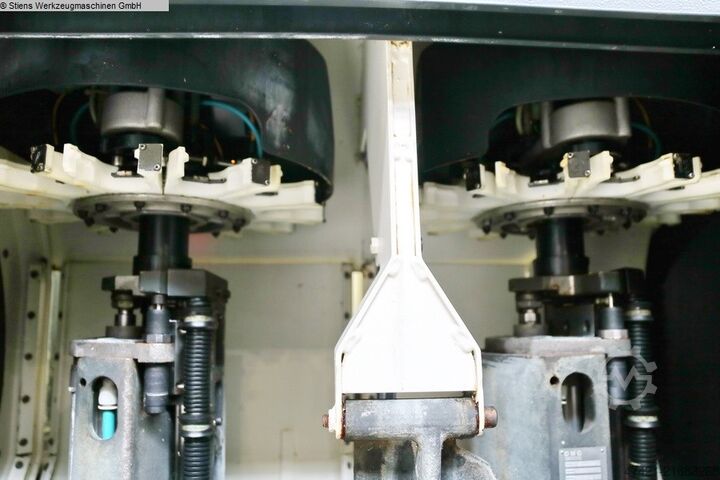 Bearbeitungszentrum - Universal DECKEL MAHO DMU 60 monoBLOCK