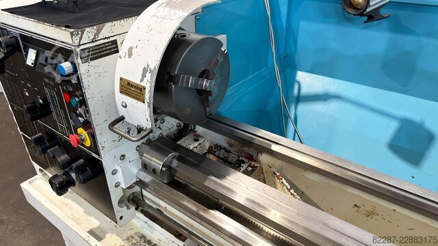 Gap Bed Centre Lathe **Used Colchester Triumph** VS 2500 Gap Bed Centre Lathe