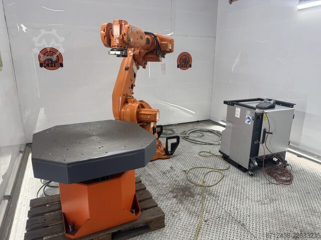 Industrial robot ABB IRB 6700-235/2.65