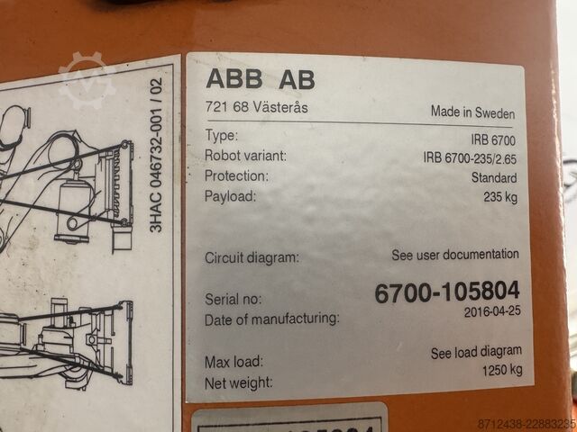 Industrial robot ABB IRB 6700-235/2.65