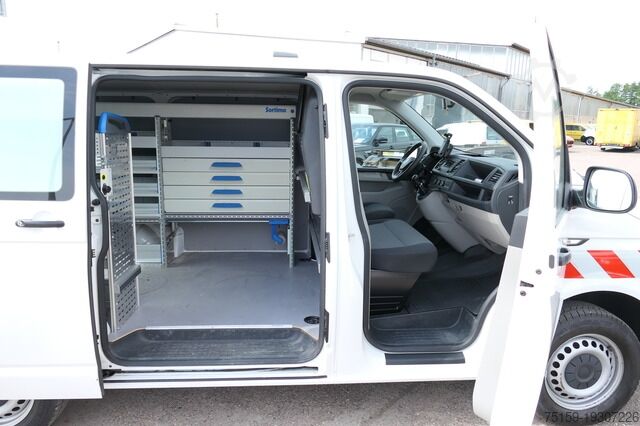 Panel van Volkswagen T6 Transporter 2.0 TDI 4Motion 3Sitzer KLIMA AHK Werkstatteinbauten COC