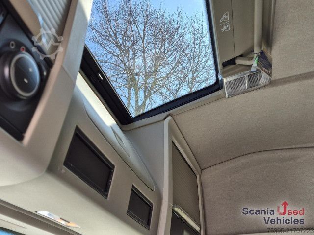 Logging truck Volvo FH 500 6X4 + Penz 12 Z + Retarder