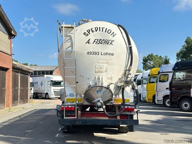 Silo semitrailer FELDBINDER Kippsilo 60m³ Hydraulik