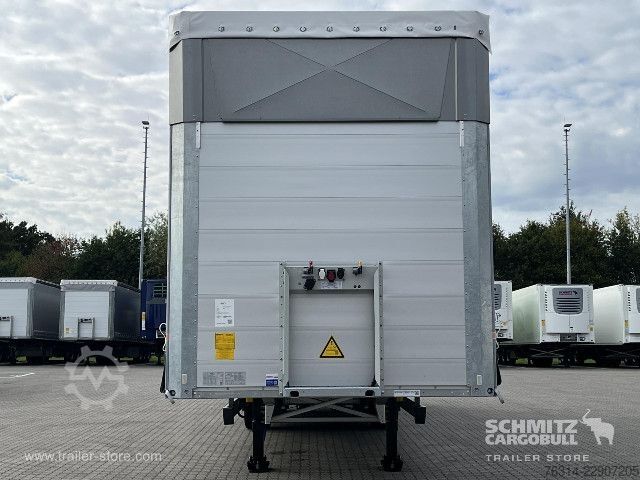 Auflieger mit Pritsche & Plane Schmitz Cargobull Curtainsider Mega Getränke