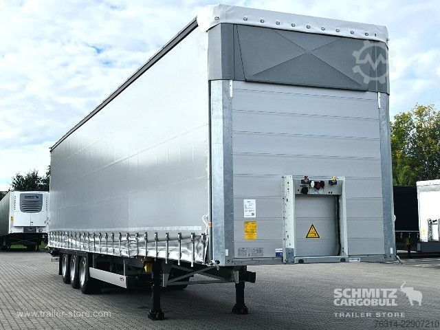 Auflieger mit Pritsche & Plane Schmitz Cargobull Curtainsider Mega Getränke