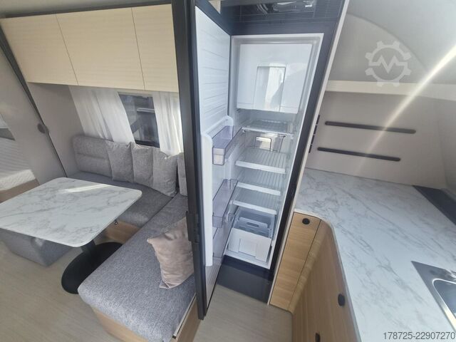 Wohnwagen ADRIA Adora 613 HT Alde + Backofen + ATC