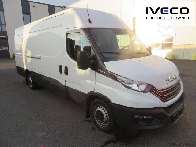 High top van IVECO 35S16A8V