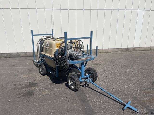 Weterings WS202WCR Spritzwagen 400 liter, mit elektrischer Rolle WETERINGS WS202WCR