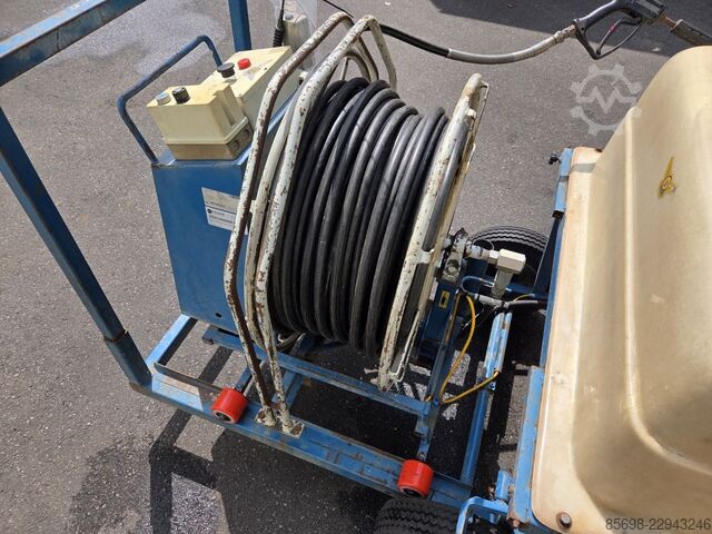Weterings WS202WCR Spritzwagen 400 liter, mit elektrischer Rolle WETERINGS WS202WCR