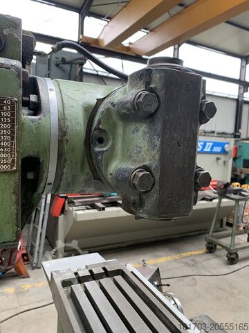 Universal Milling Machine ERNAULT SOMUA ZHV1