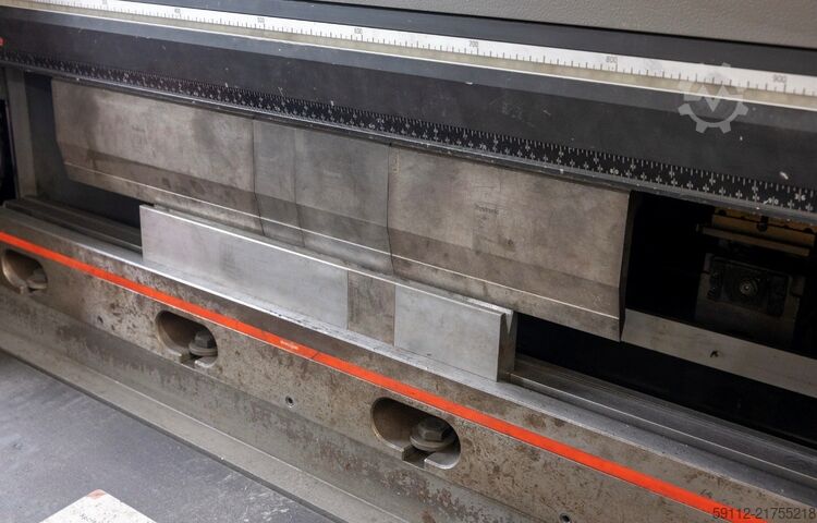 Press brake Bystronic Xpert 40/1030