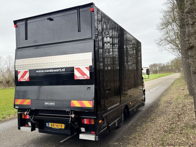 Mercedes-Benz Vario 814D box truck / camper / food truck / race team vehicle with rear tail lift Eur MERCEDES-BENZ vario 814 D