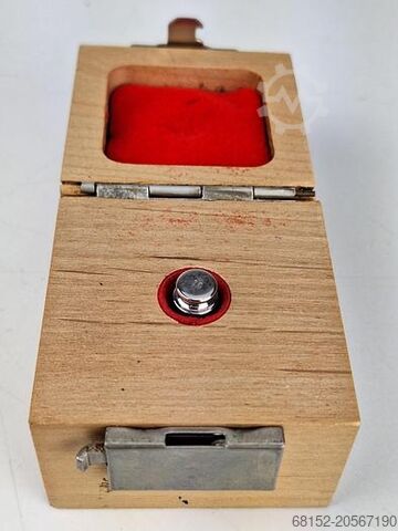 Class F1 10g Weight  F1 10g