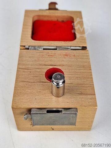 Class F1 10g Weight  F1 10g