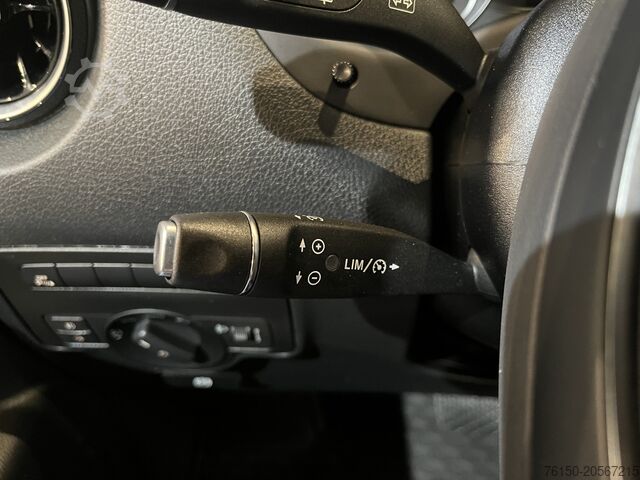 Box van Mercedes-Benz Vito 116 CDI Lang RWD Automaat / Euro 6 / Servi...