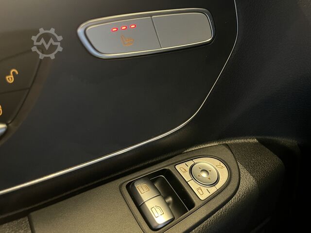 Box van Mercedes-Benz Vito 116 CDI Lang RWD Automaat / Euro 6 / Servi...