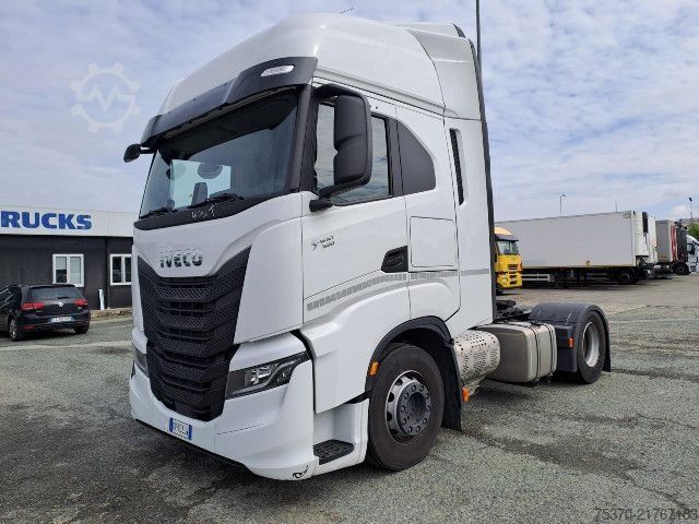 Standard tractor unit IVECO S-WAY AS440S53T/P