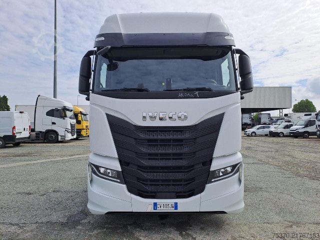 Standard tractor unit IVECO S-WAY AS440S53T/P