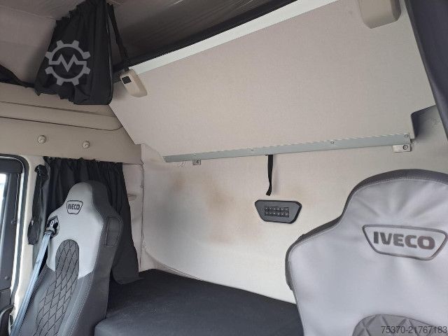 Standard tractor unit IVECO S-WAY AS440S53T/P