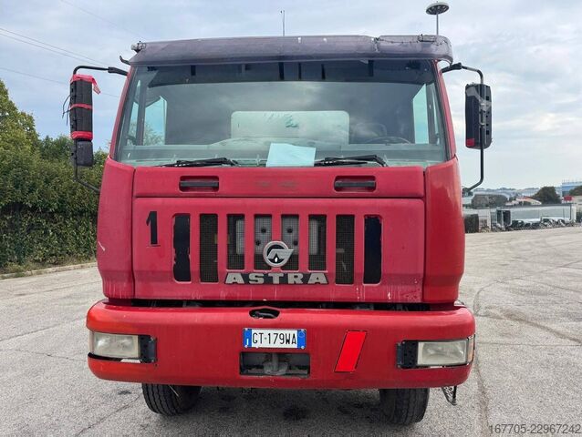 Betonmischer LKW Astra HD7 84.38