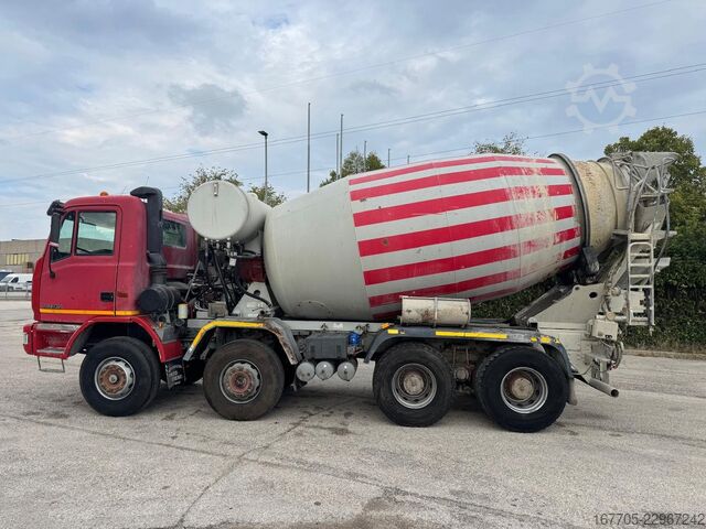 Betonmischer LKW Astra HD7 84.38