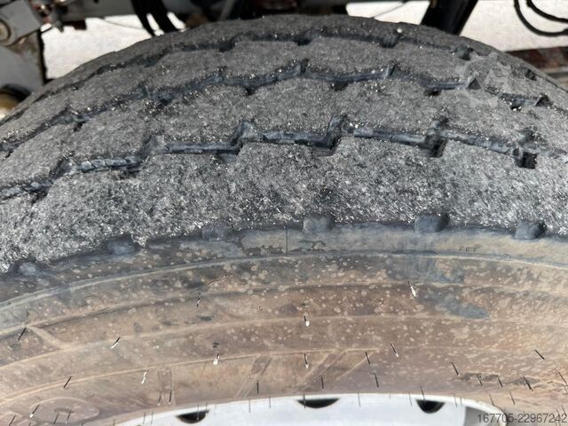 Betonmischer LKW Astra HD7 84.38