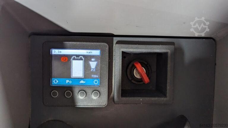 Mittelhubkommissionierer Jungheinrich EKM 202