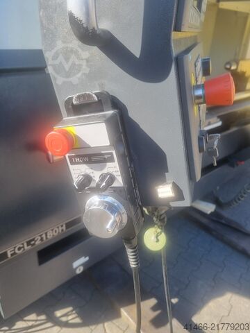 Zyklengesteuerte Drehmaschine Chevalier Falcon FCL-2180
