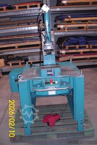 Pneumatic press TOX-PRESSOTECHNIK MC04800