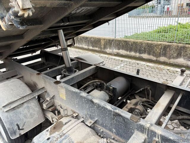 Tipper van Nissan Cabstar 35.13  3000td - Motore Fuso  -
