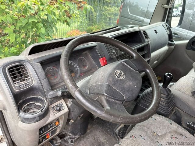 Tipper van Nissan Cabstar 35.13  3000td - Motore Fuso  -