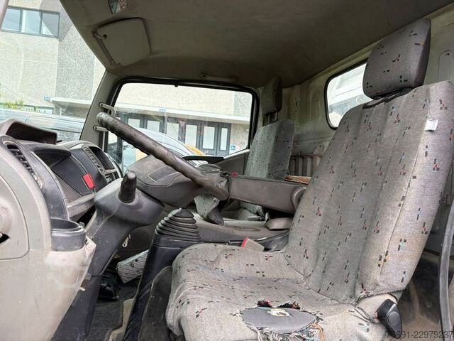 Tipper van Nissan Cabstar 35.13  3000td - Motore Fuso  -