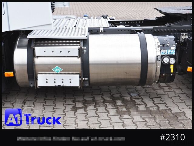 Standard tractor unit VOLVO FH 460 XL LNG Leder Navi Standlklima