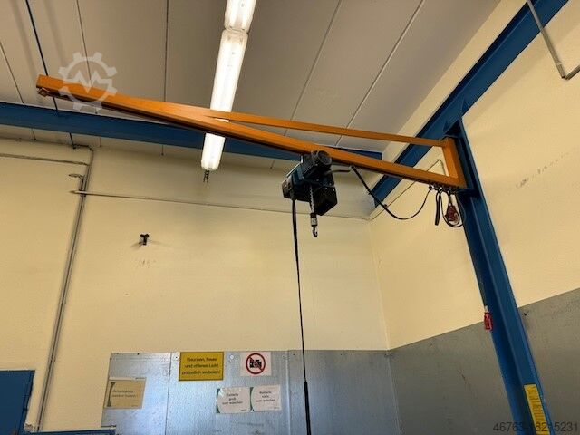 Wall-mounted crane DEMAG unbekannt