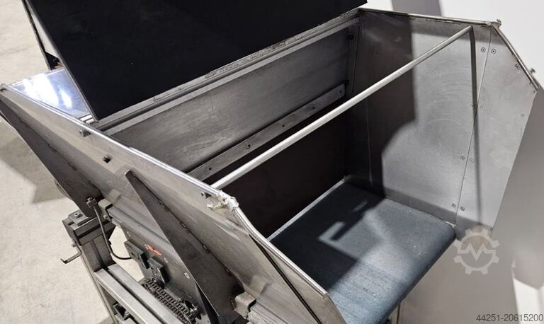 Belt bunker, bunker conveyor belt Rexroth Bunkerförderband