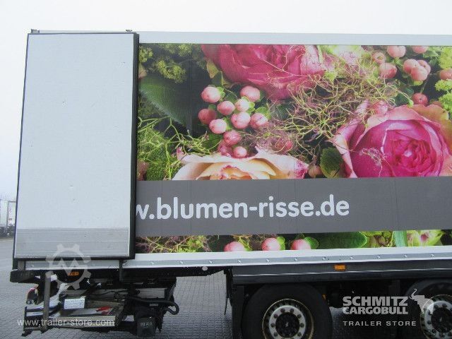 Reefer semitrailer Schmitz Cargobull Tiefkühler Standard Ladebordwand