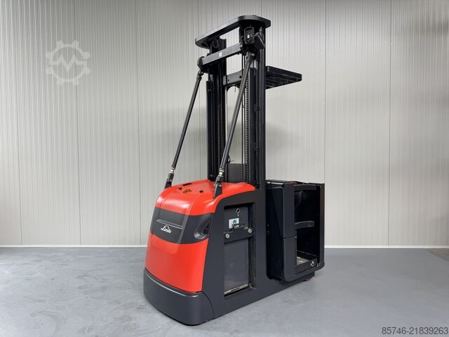 V 10 / * DEMO !! DOUBLE steering !! LINDE V 10 /  * DEMO !! DOUBLE steering !!