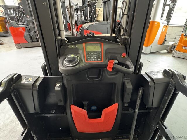 V 10 / * DEMO !! DOUBLE steering !! LINDE V 10 /  * DEMO !! DOUBLE steering !!