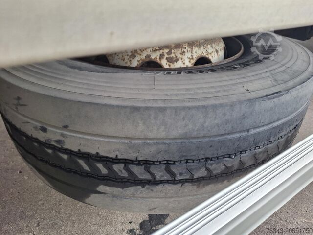 Tautliner (curtain side truck/trailer) RENAULT D 19 WIDE 320 - 4X2 - E6 - TELMA