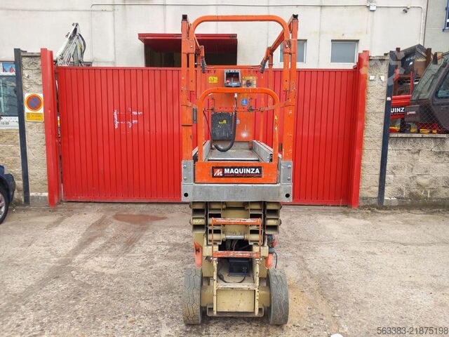 Scissor lift JLG 2030ES