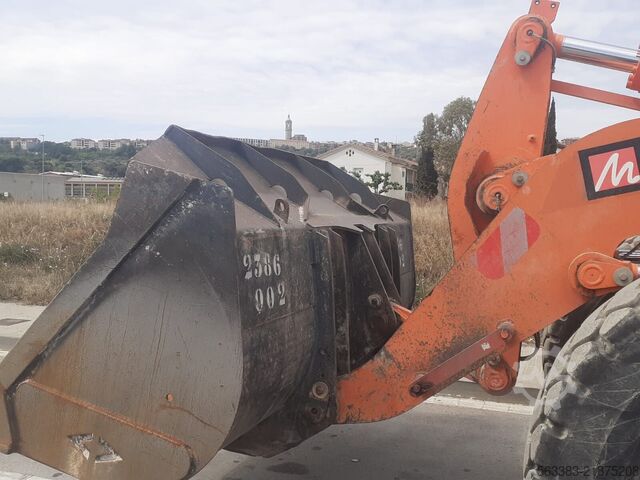 Wheel loader Doosan DL300