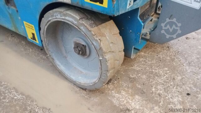 Scissor lift Genie GS4047