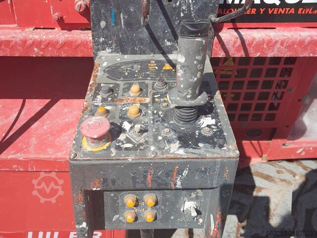 Scissor lift JLG 260MRT