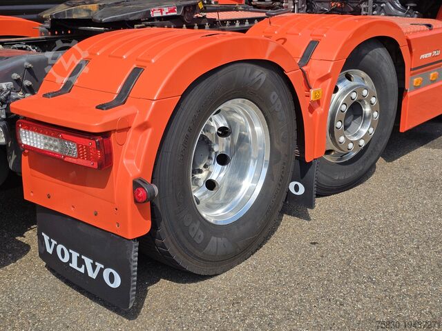 Standard-SZM Volvo FH 16.750 6x2-4 / LIFT - STEERING AXLE