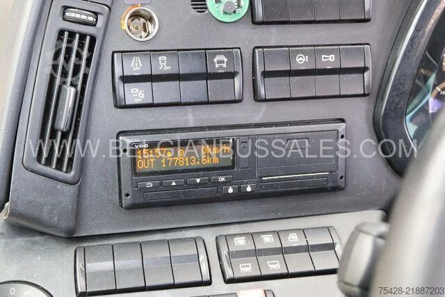 Motor coach Mercedes-Benz Tourismo 16RHD M/2 / New Model